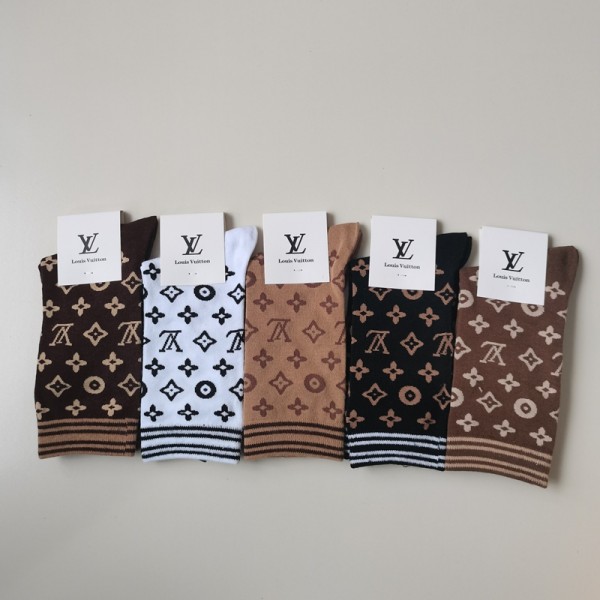 Lv ルイヴィトンブランドミドルソックス 高品質浅口ソックス 女の子好き 韓国上質な コットン ソックス くつしたブランドソックス 男女兼用 ファッション