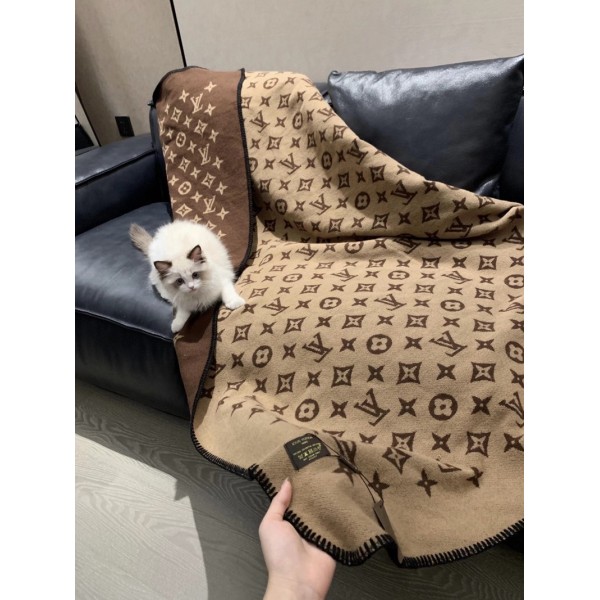 Lv ルイヴィトン保温防寒 旅行 昼寝毛布 ブランケット 寝具ルイヴィトン毛布高品質ブランド掛け布団高級感あり寝具 エアコン対策 車中 オフィス お昼寝ブランド毛布 激安ブランドブランケット 毛布 おしゃれ ひざ掛け