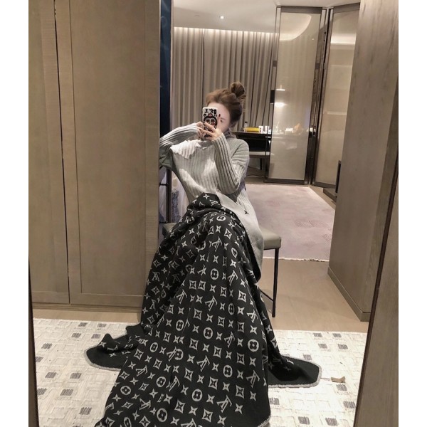Lv ルイヴィトンブランド掛け布団高級感あり寝具 エアコン対策 車中 オフィス お昼寝ブランド毛布 激安ブランドブランケット 毛布 おしゃれ ひざ掛け 掛け毛布 肩掛け 着る毛布 プレゼント 秋冬用 洗える 防寒 エアコン対策 通年使用