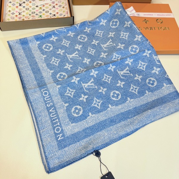 ルイヴィトン LV ブランドシルクスカーフ レディース 正方形 90×90cm 絵画柄サテンスカーフルイヴィトンレディース向ハイブランド
