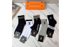 ハイブランド室内スリッパ 滑り止めマット LV上質ソックスChanel ビキニワンピースバッグ