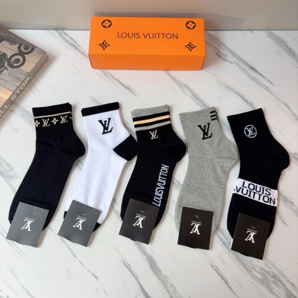 Lv ルイヴィトン靴下 5 足セット ギフトボックス付き フリーサイズ 男女兼用ハイブランドLV上質ソックス 激安 靴下 かわいいブランド ストッキング 大人気浅口ソックス 女の子好き 韓国