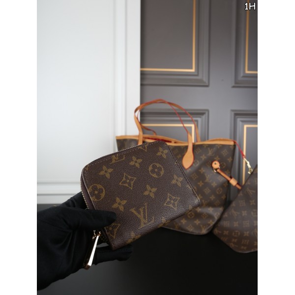 Lv ルイヴィトンハイブランドバッグブランド手持ちバッグ鞄レディースメンズバッグブランドカジュアルブランドミニバッグコーデ3点セット