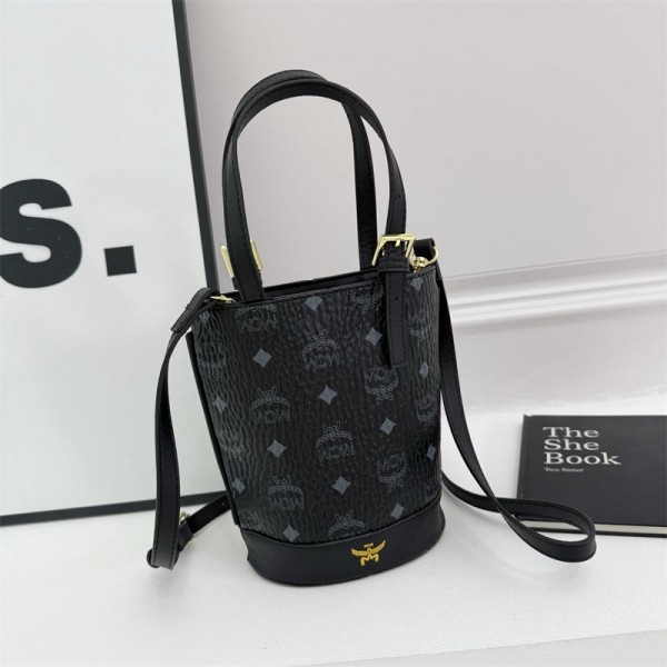Mcm エムシーエム ブランドバケットバッグ ハンドバッグ ショルダーバッグ 斜めがけバッグ 2Way 可愛い 軽量 小さめ 大人気 おしゃれ 韓国 Mcm エムシーエム ブランドバケットバッグ ハンドバッグ ショルダーバッグ 斜めがけバッグ 2Way 可愛い 軽量 小さめ 大人気 おしゃれ 韓国
