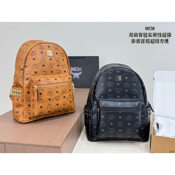 MCM エムシーエムブランドリュック メンズ ビジネス 革 レザー リュックサック バックパック レディース 韓国 軽量 大容量 通勤 通学 就活 出張 旅行 モノグラム柄