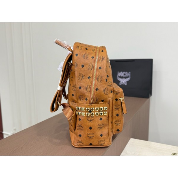 MCM エムシーエムブランドリュック メンズ ビジネス 革 レザー リュックサック バックパック レディース 韓国 軽量 大容量 通勤 通学 就活 出張 旅行 モノグラム柄