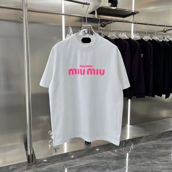 ミュウミュウ MiuMiuハイブランドtシャツ偽物レディースメンズ 激安 ブランドtシャツオーバーサイズブランドtシャツ高品質tシャツ ユニセック ブランドM - 4XL