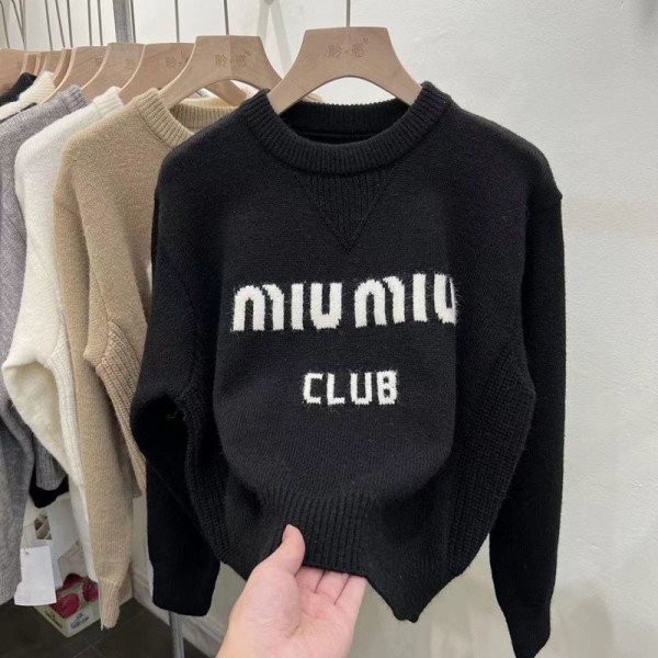 ミュウミュウ MiuMiuブランドセーター レディース ニット トップス 丸首 カットソー S - 3XL ケーブル編み プルオーバー 長袖 着痩せ ゆったり ファッション カジュアル 可愛い 伸縮性 体型カバー 通勤 着心地 韓国 着回し 柔らかい お出かけ 春 秋 冬