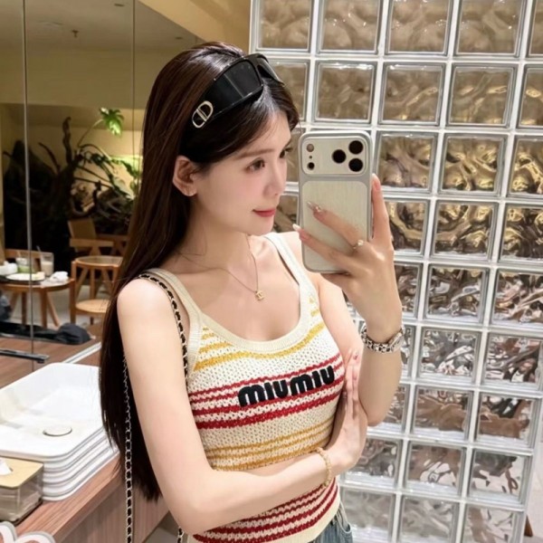 ミュウミュウ MiuMiuブランド タンクトップ  韓国 レディース ニット ノースリーブ 夏 キャミソール Tシャツ 薄手 S-XL カットソー サマーニット ボーダー柄 おしゃれ ニットタンクトップス インナー 重ね着 レイヤード さらさら 柔らか カジュアル