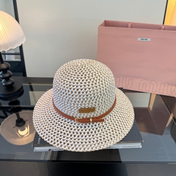 ミュウミュウブランド帽子 レディース 麦わら帽子 ハット MIUMIUストローハット レディース 日焼け uvカット 日除け帽子 小顔効果 つば広 春夏 大きいサイズ