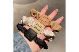 ハイブランド髪飾りマットフェンディ靴下chanel タオル子供服