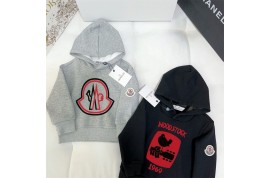 モンクレール ブランド子供パーカー ルイヴィトンデニムキャップ Dior毛布 パロディ
