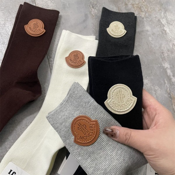 Moncler モンクレールハイブランド ソックス 綿製レディース向け 靴下 かわいいブランド ストッキング 大人気ブランドソックス 男女兼用 ファッション