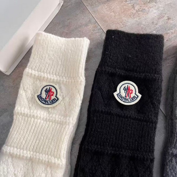 Moncler モンクレールハイブランド ソックス 綿製レディース向け 靴下 かわいいブランド ストッキング 大人気ブランドソックス 男女兼用 ファッション