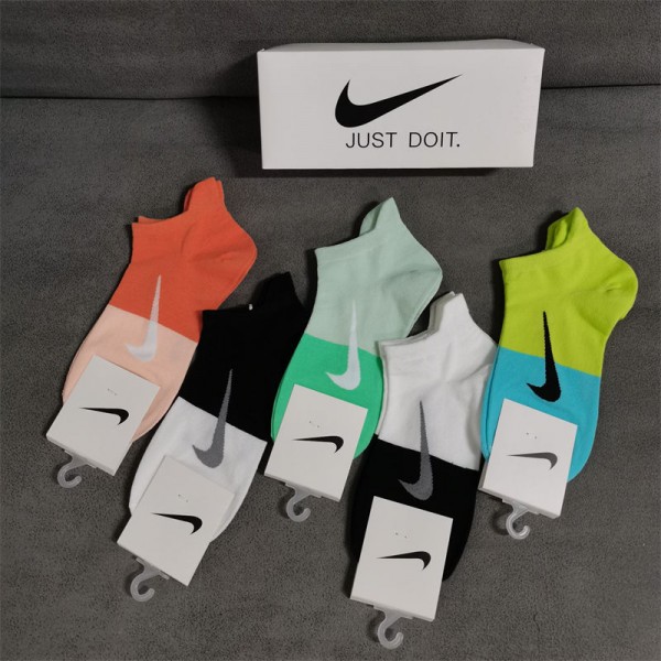 Nike ナイキレディース向け 靴下 かわいい浅口ソックス 女の子好き 韓国上質な コットン ソックス くつしたブランドソックス 男女兼用 ファッション