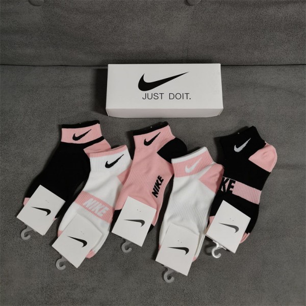 Nike ナイキブランド ストッキング 大人気浅口ソックス 女の子好き 韓国上質な コットン ソックス くつしたブランドソックス 男女兼用 ファッション
