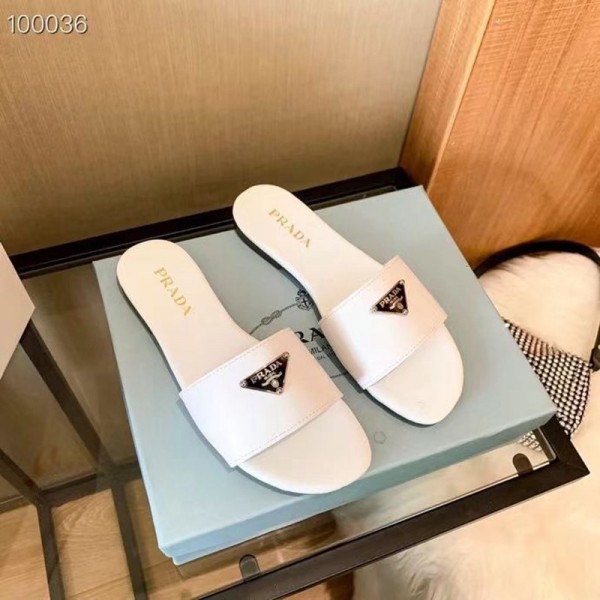 Prada プラダブランド室内スリッパ シャワー バス トイレ ベランダ用メンズ向けスリッパ夏履きやすい ルームシューズ レディース ブランドブランド ミュール  美脚 可愛い