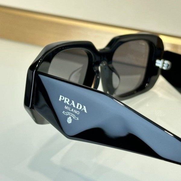Prada プラダブランド韓国風サングラス uvカット男女 おしゃれ サングラス激安 小顔紫外線カット 偏光サングラス メガネアウトドア 野球 ゴルフ 釣り 運転用 サングラス 人気