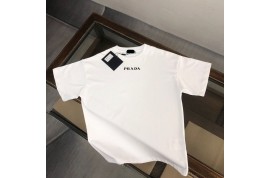 プラダ半袖Ｔシャツ アディダススポーツタオル フェンディお出かけ用スリッパ