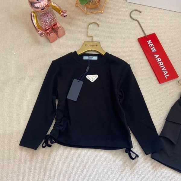 Prada プラダハイブランド女の子 ロングTシャツ スカート キッズ トレーナー トップス 90-140cm 長袖 ファッション 韓国風 パフスリーブ ブラウス 可愛い 丸首 プルオーバー セーターガールズ 春 秋 冬 カジュアル 通学 通園 普段着