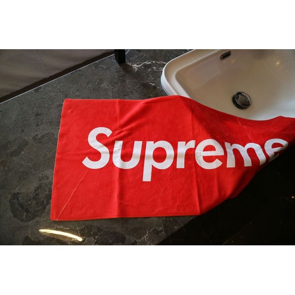 Supreme ブランド シュプリーム タオル スポーツタオル 大幅ビーチタオル 70*140cm 軽量 吸水 速乾 2枚セット バスタオル 運動用 水泳用 柔らかい ファッション 個性 メンズ レディース