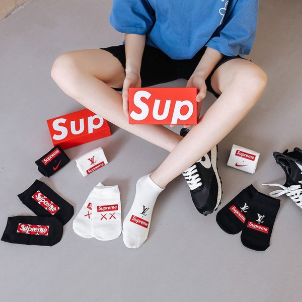 Supreme シュプリームハイブランド ソックス 綿製レディース向け 靴下 かわいいコットン 靴下 メンズ 通気性上質な コットン ソックス くつした