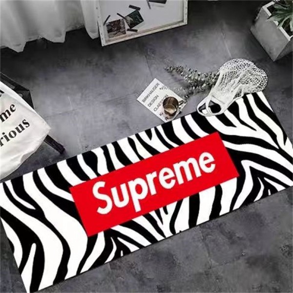 Supreme シュプリームブランドラグマット カーペット ムートンマット 滑り止め付 柔らかい シープスキン 厚手 手触り優しい ふわふわ 折り畳み 洗える 抗菌 防ダニ 北欧 キャンプ 冷房 床暖房対応 70 * 140cm フェイクド・フォックス・カラー