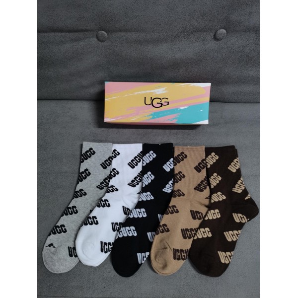 UGG アグハイブランド ソックス 綿製レディース向け 靴下 かわいいコットン 靴下 メンズ 通気性ブランドソックス 男女兼用 ファッション