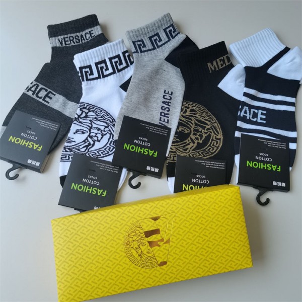 Versace ヴェルサーチハイブランド ソックス 綿製ブランド ストッキング 大人気コットン 靴下 メンズ 通気性ブランドミドルソックス 高品質