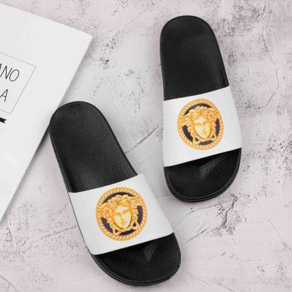 Versace ヴェルサーチハイブランド ビーチサンダル女性向けビーサン230¬275cm ミュール サボ ママシューズメンズ向けスリッパ夏履きやすいブランド ローファースリッパ 軽量