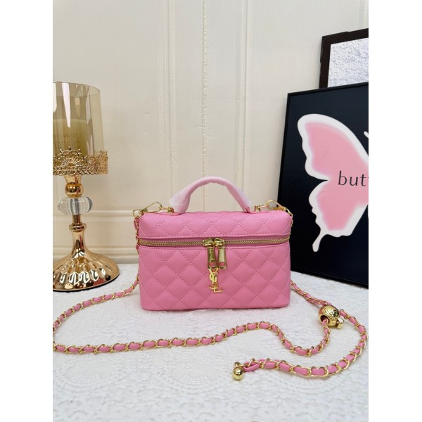 Chanel シャネルハイブランドチェーンバッグ ブランドイヴサンローランボックスバッグ 肩掛けバッグ ブランド男女兼用レディースショルダーバッグブランドカジュアル