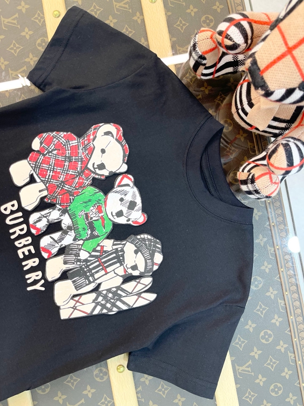 ハイブランドBurberry子供tシャツ