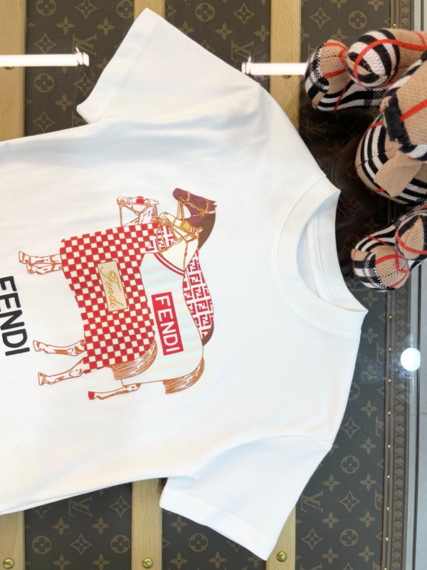 ブランドフェンディキッズ服 半袖tシャツ
