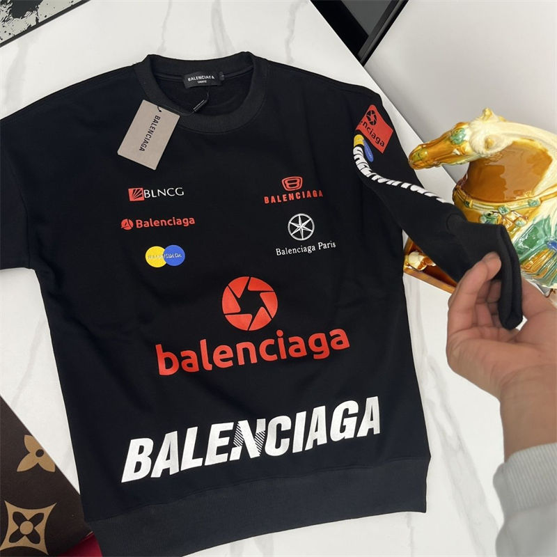 Balenciaga スウェット偽物