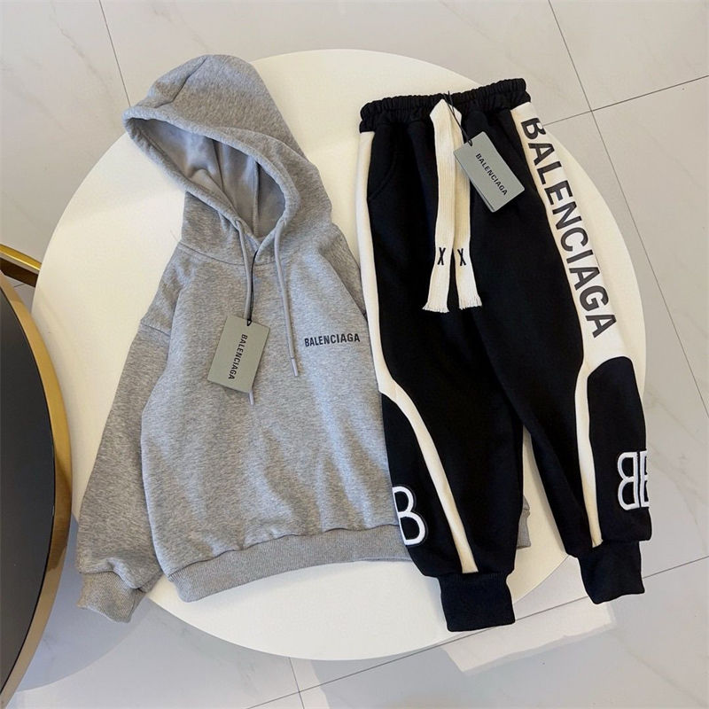 Balenciaga子供パーカーセット