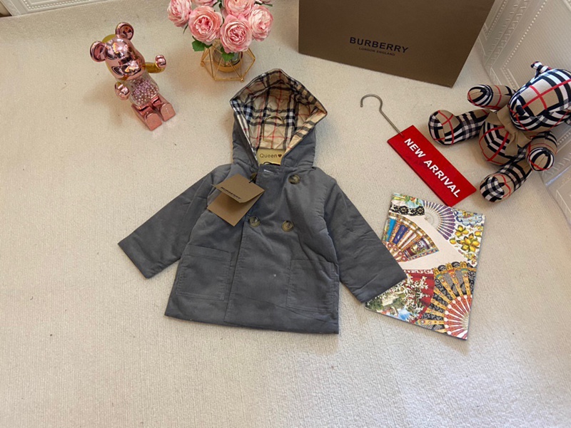 バーバリーキッズ用中綿コート
