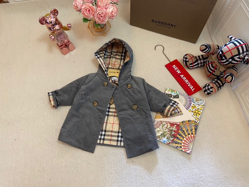 Burberry 子ども用アウター