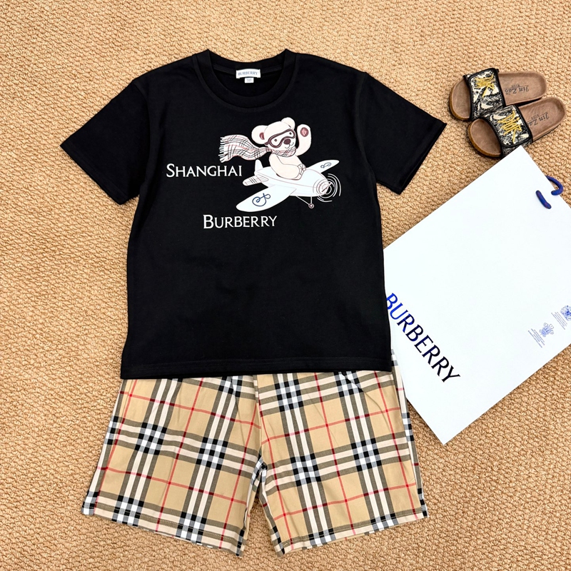 ハイブランドBurberryキッズ服半袖tシャツ
