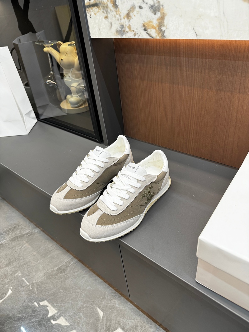 セリーヌハイブランドスニーカー