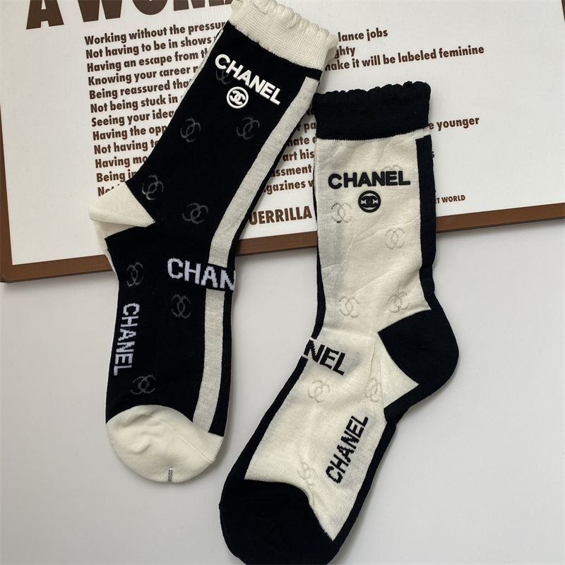 Chanel 靴下 レディース 