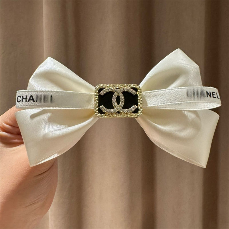 Chanel ヘアグリップ