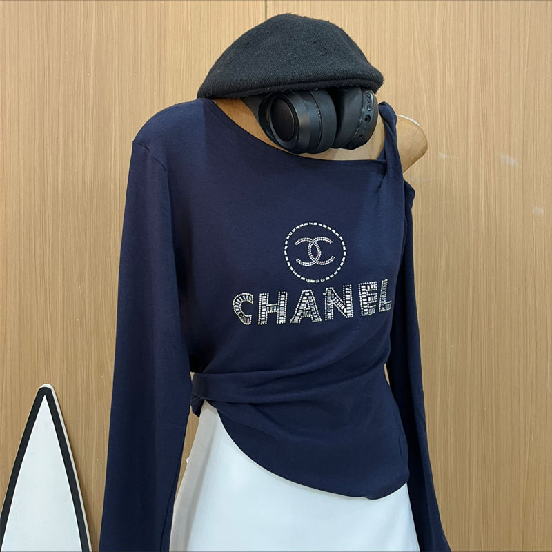 シャネル大人の上質Tシャツ