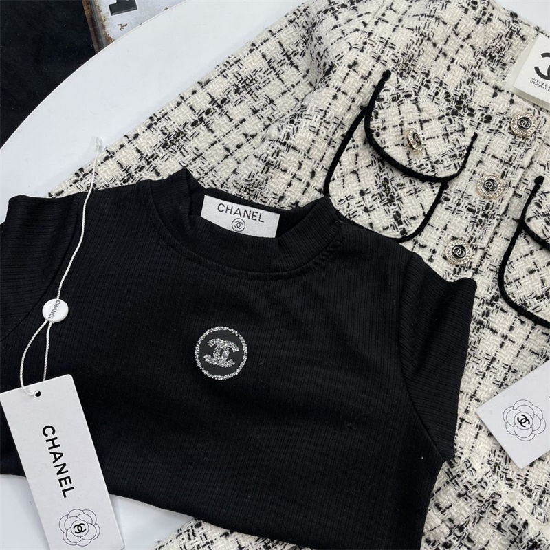 Chanel ガールズ洋服 セットアップ