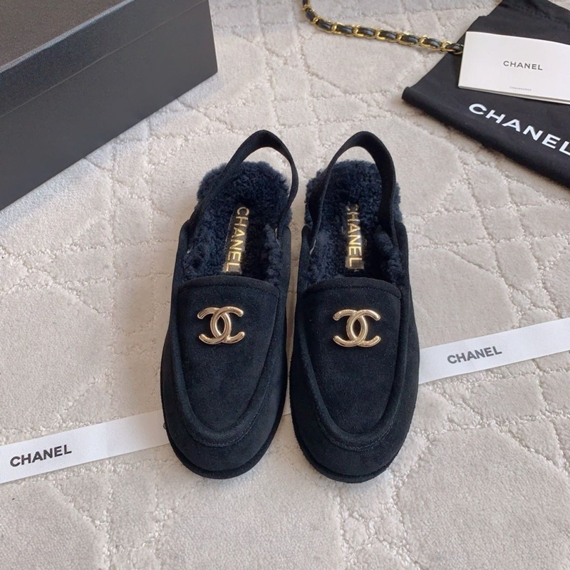 Chanel ファースリッパ