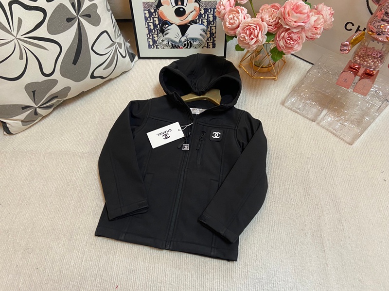 シャネル子供用防寒ジャケット