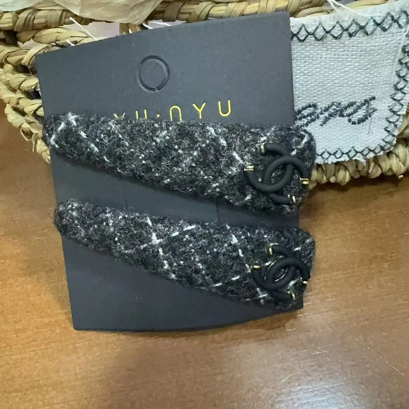 シャネルパッチン留め