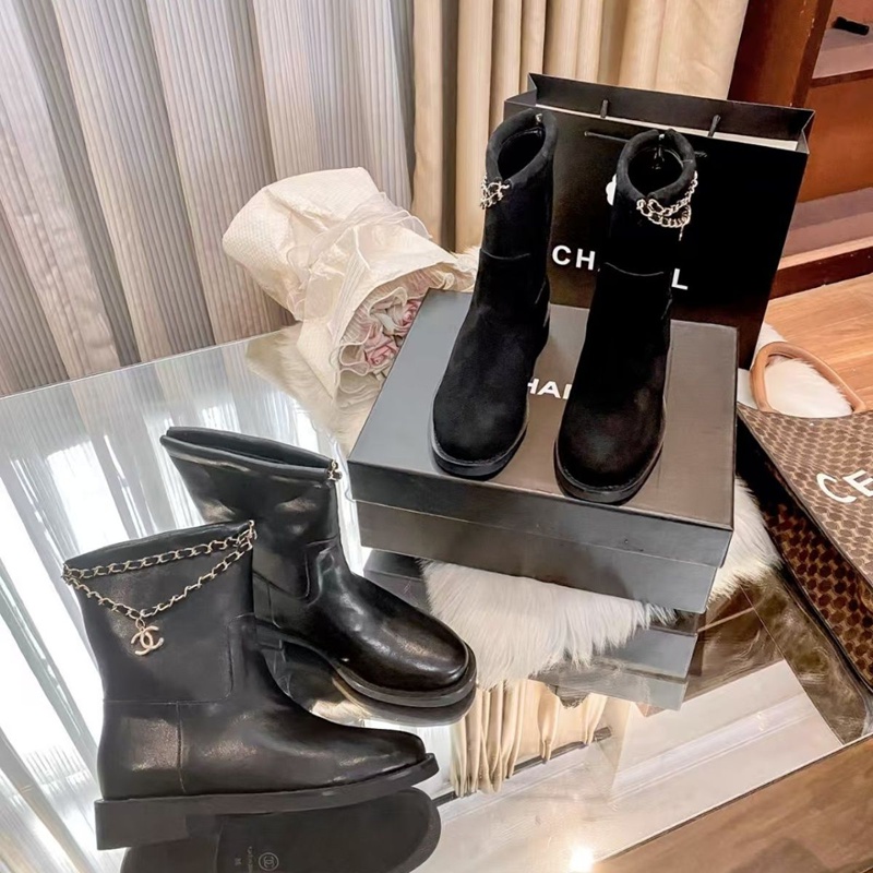 シャネルショートブーツ