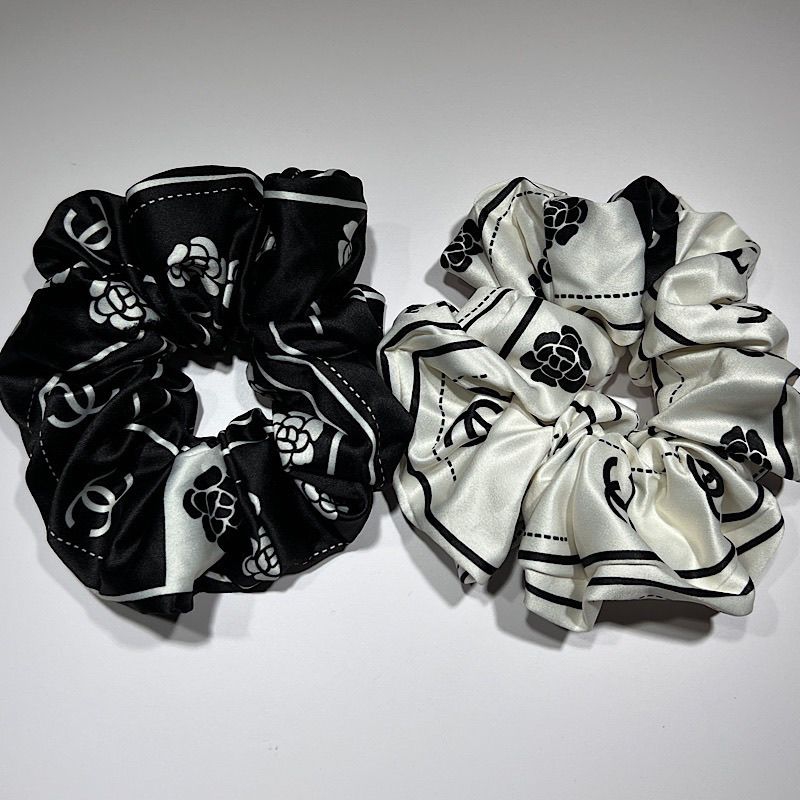 ハイブランドシャネルシュシュ存在感抜群