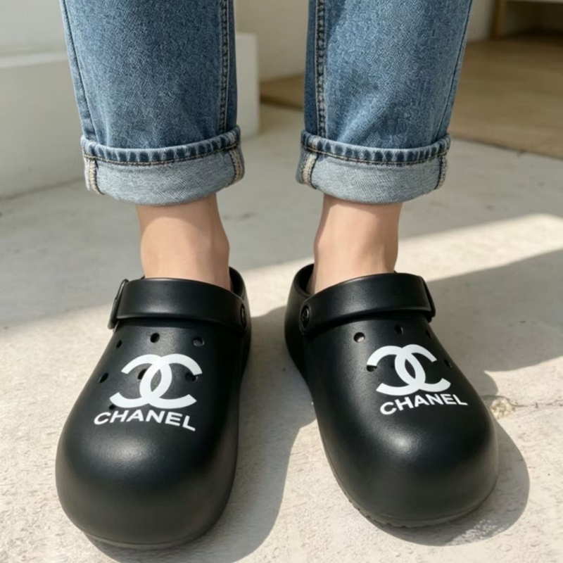 Chanel 韓国サボサンダル