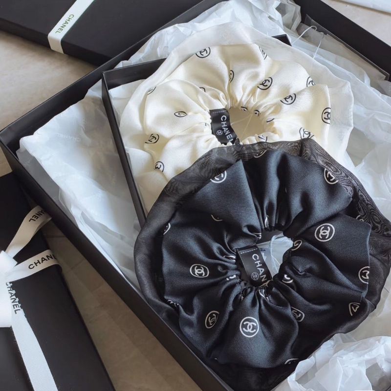 ハイブランドChanelシュシュ存在感抜群